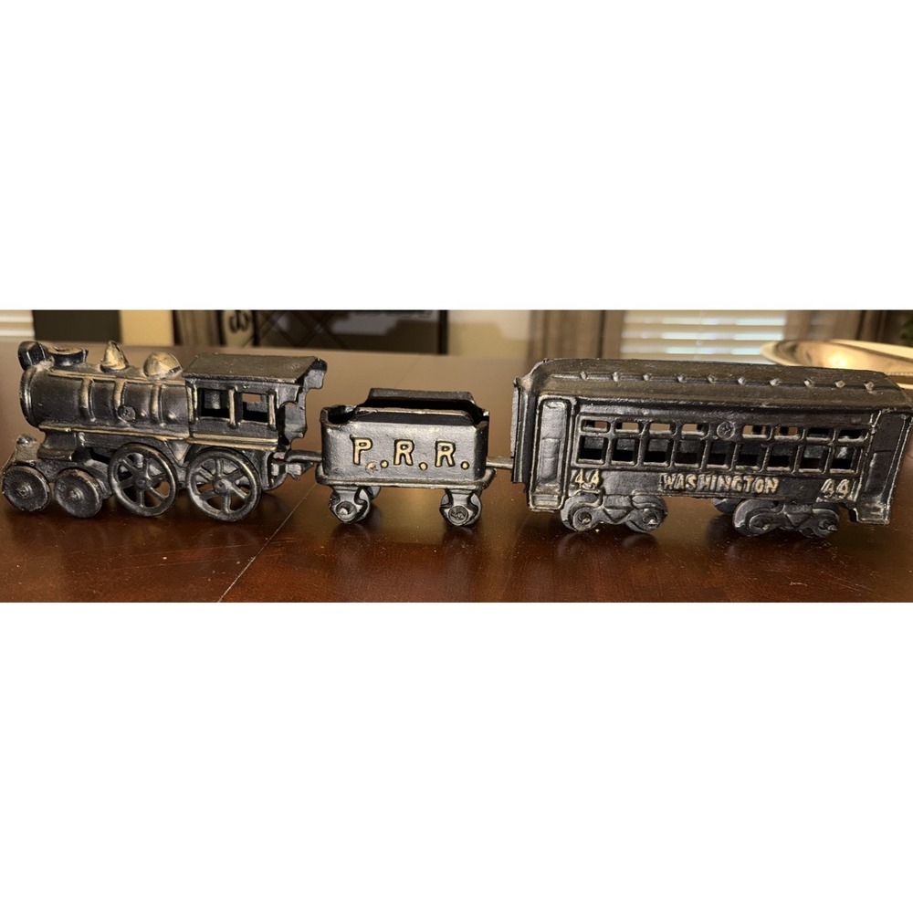 Vintage Washington 44 Pennsylvania RailRoad 3 Piece cast iron train set PRR